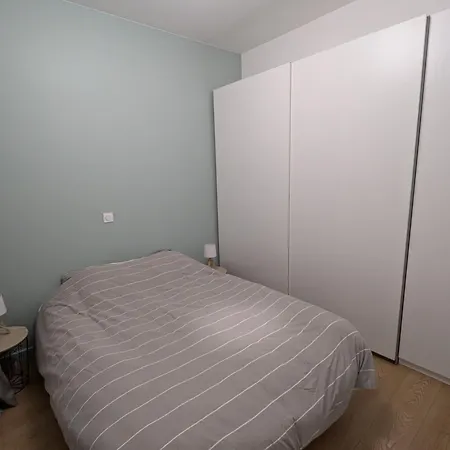 Apartment Beau 3 Pieces Climatise Vue Canal Idealement Situe Centre *