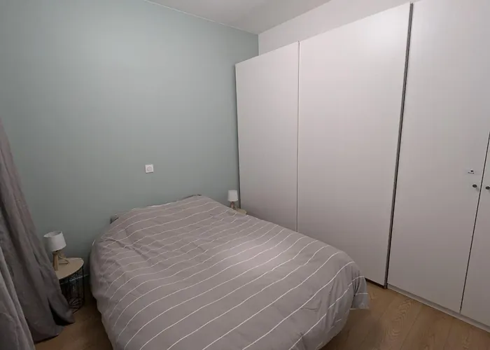 Apartamento Beau 3 Pieces Climatise Vue Canal Idealement Situe Centre *